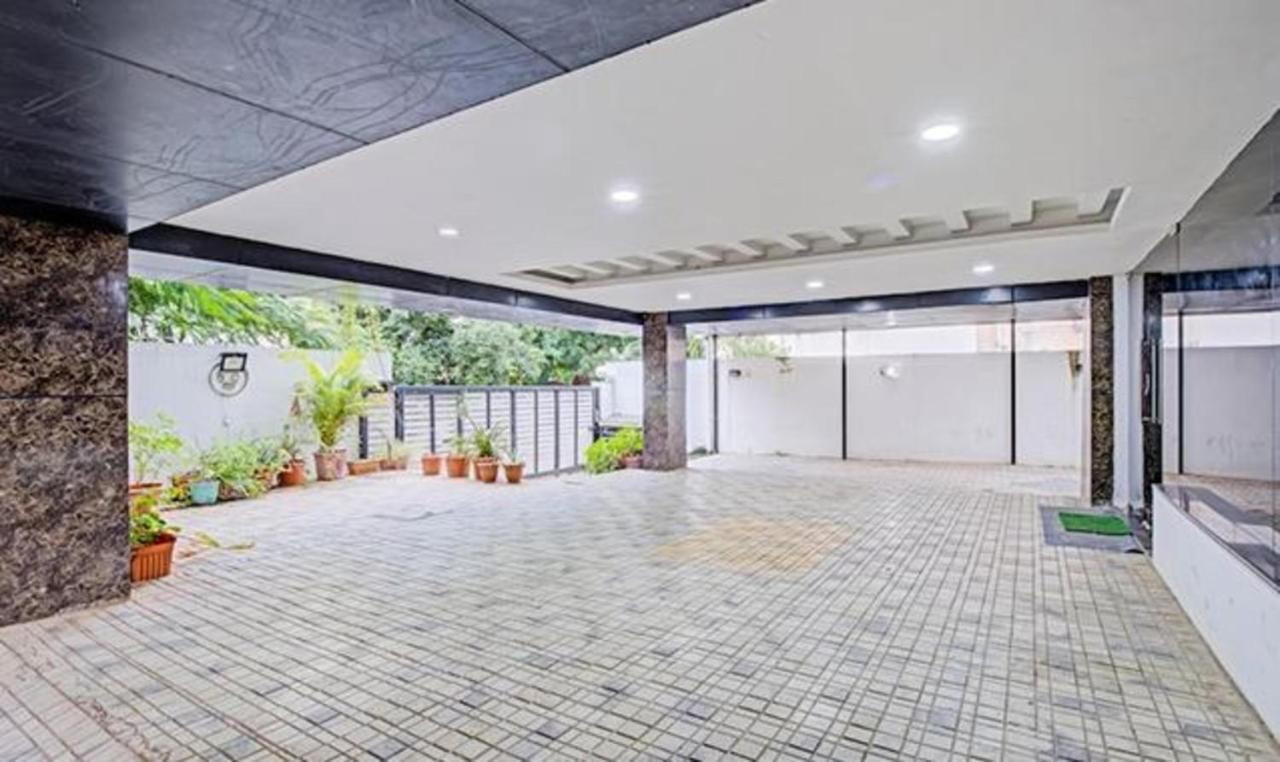 Fabhotel Skyry Madras Buitenkant foto